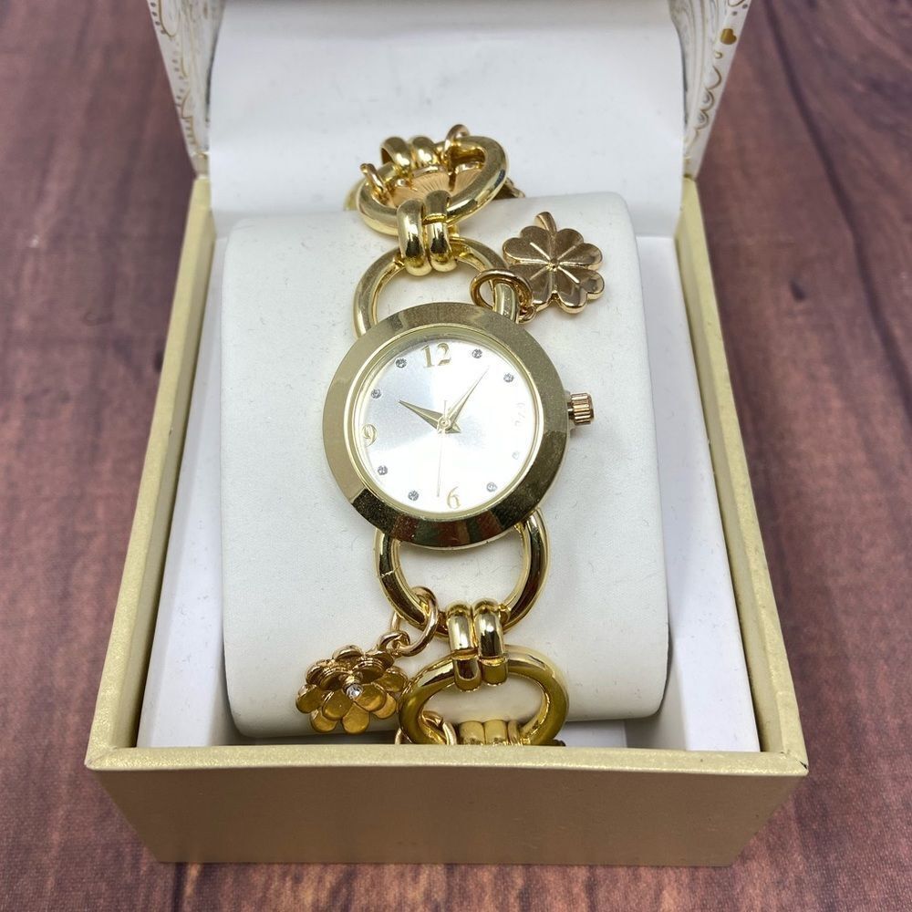 CHARTER CLUB GOLD FLOWER CHARM WATCH R74 - Picture 1 of 4